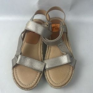 KANNA Metallic Taupe Espadrilles Open Toes Strappy